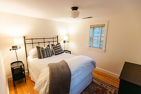 Hill Farm Inn