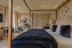 Gleddoch Golf & Spa Resort