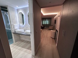 Pegasus Hotel