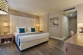 Oasis Spa Club Dead Sea Hotel