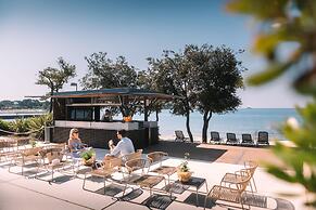 Maistra Select Amarin Resort