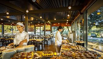 Maistra Select Amarin Resort