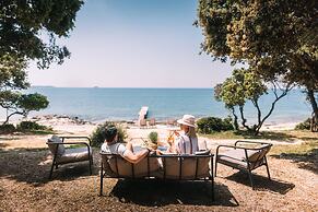 Maistra Select Amarin Resort