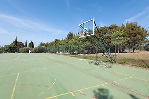 Maistra Select Amarin Resort