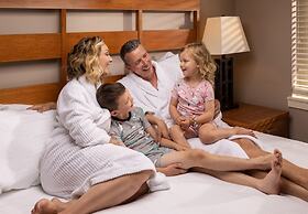 The Cove Lakeside Resort