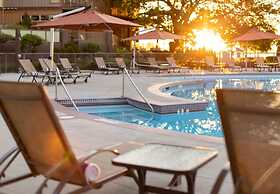 The Cove Lakeside Resort