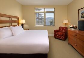 The Cove Lakeside Resort