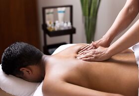 The Cove Lakeside Resort