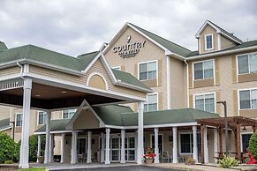 Country Inn & Suites by Radisson, Lake George (Queensbury), NY