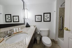 Country Inn & Suites by Radisson, Lake George (Queensbury), NY