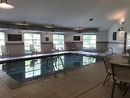Country Inn & Suites by Radisson, Lake George (Queensbury), NY