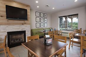 Country Inn & Suites by Radisson, Lake George (Queensbury), NY