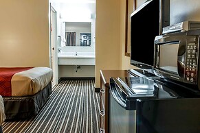 Econo Lodge Paw Paw