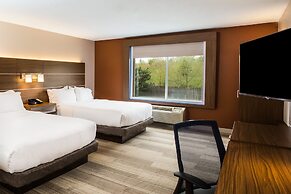 Holiday Inn Express & Suites Bellevue by IHG