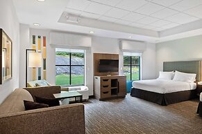 Hampton Inn & Suites Lake George