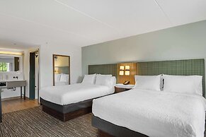 Hampton Inn & Suites Lake George