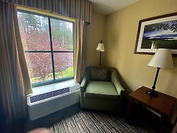 Hampton Inn & Suites Lake George