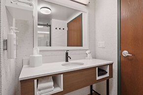 Hampton Inn & Suites Lake George
