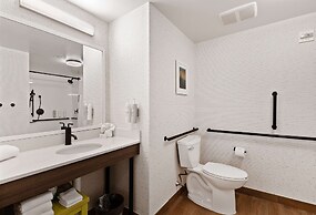 Hampton Inn & Suites Lake George