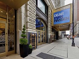 Hampton Inn Majestic Chicago Theatre District