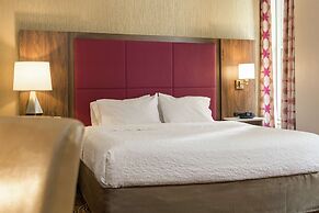 Hampton Inn Majestic Chicago Theatre District