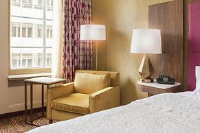 Hampton Inn Majestic Chicago Theatre District