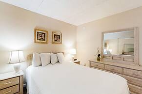 Island Echos Condominiums