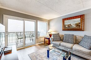 Island Echos Condominiums