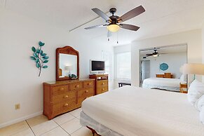 Island Echos Condominiums