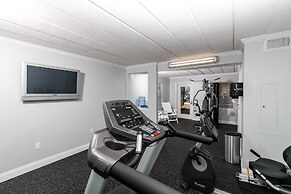 Island Echos Condominiums