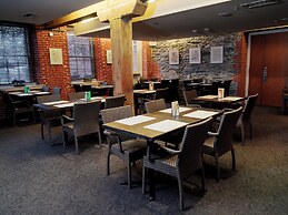 Lancaster Arts Hotel