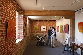 Lancaster Arts Hotel