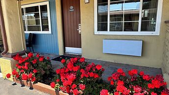 Hitching Post Studios Inn