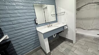 Hitching Post Studios Inn