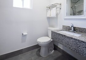 Hitching Post Studios Inn