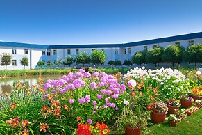 Petro Sport Hotel