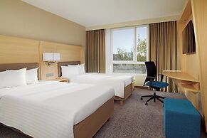 Courtyard by Marriott Paris La Defense West - Colombes