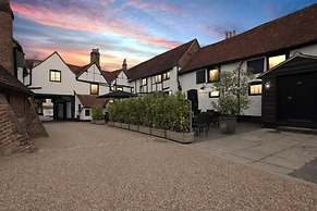 The Kings Arms Hotel