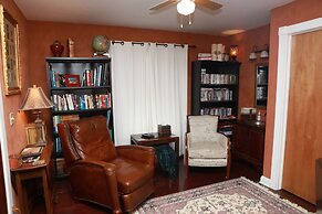 Woodstock Inn B&B