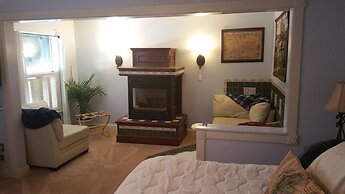 Woodstock Inn B&B