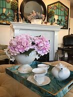 Woodstock Inn B&B