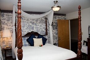 Woodstock Inn B&B