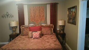 Woodstock Inn B&B
