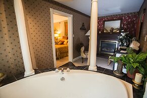 Woodstock Inn B&B