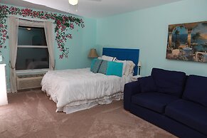 Woodstock Inn B&B
