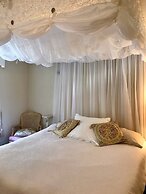 Woodstock Inn B&B