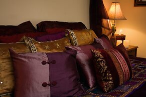 Woodstock Inn B&B