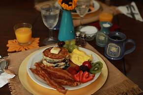 Woodstock Inn B&B