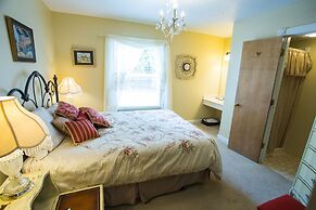 Woodstock Inn B&B