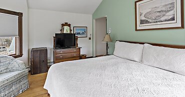 The Inn at the Oaks
